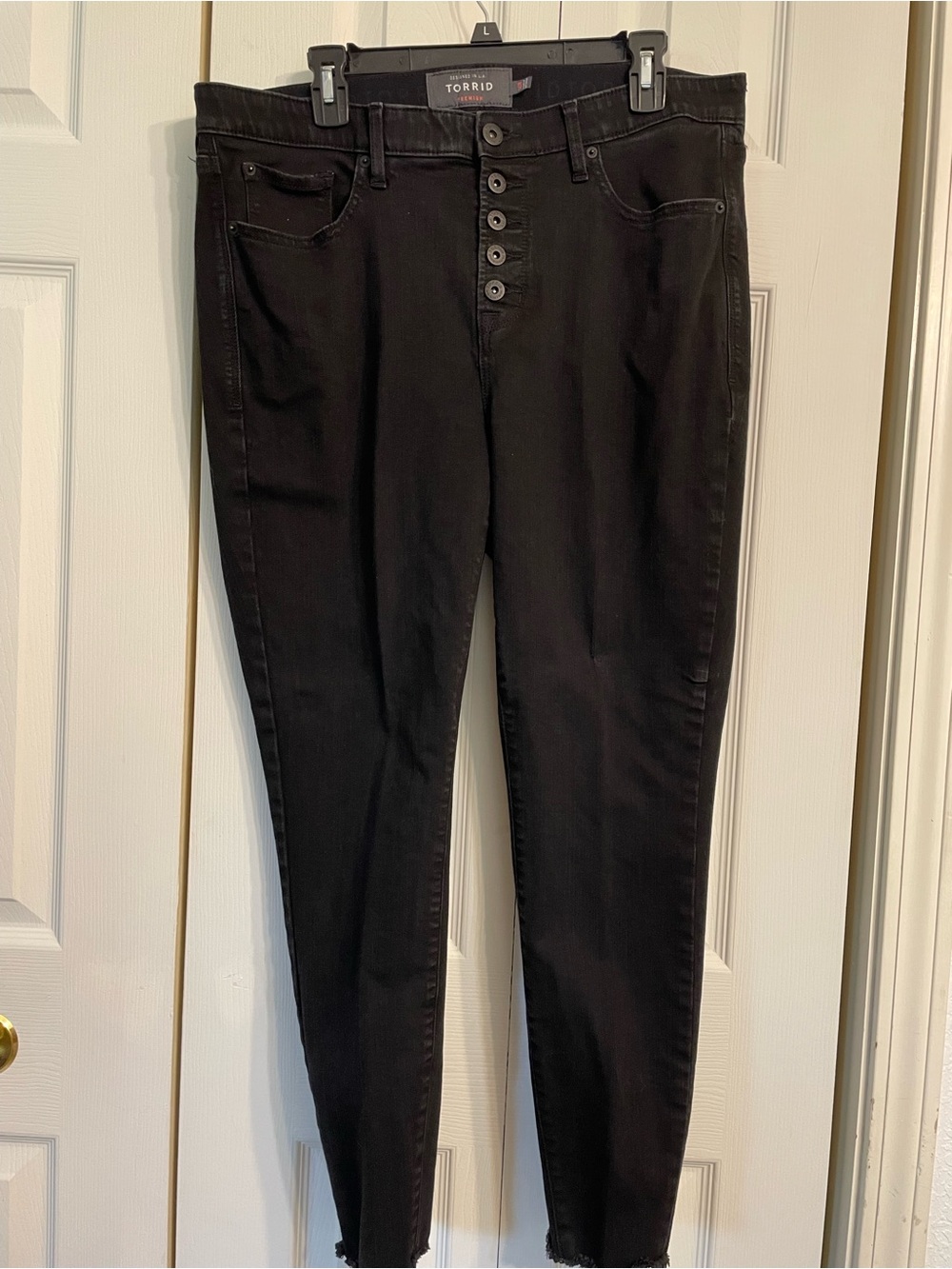 torrid Black Button-Fly Skinny Jeans